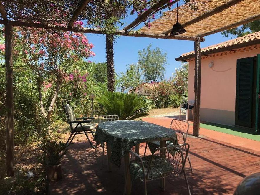 Residenza Crivo Aparthotel Parghelia Luaran gambar